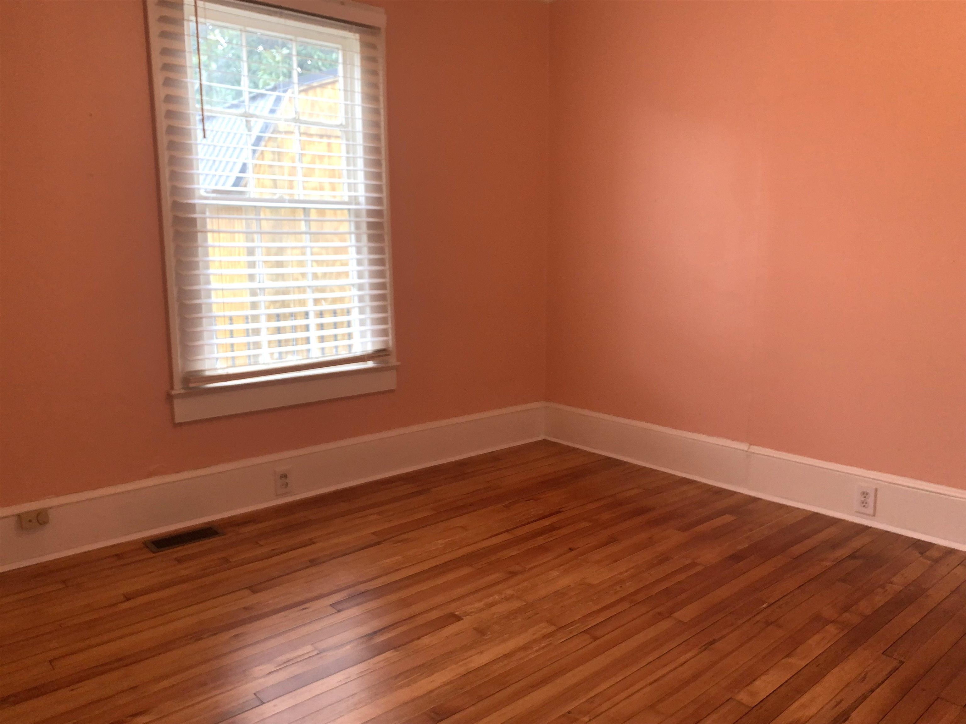 114 East Rutledge Avenue Gaffney, SC 29340 - Photo 26 of 32 Gallery Image 26