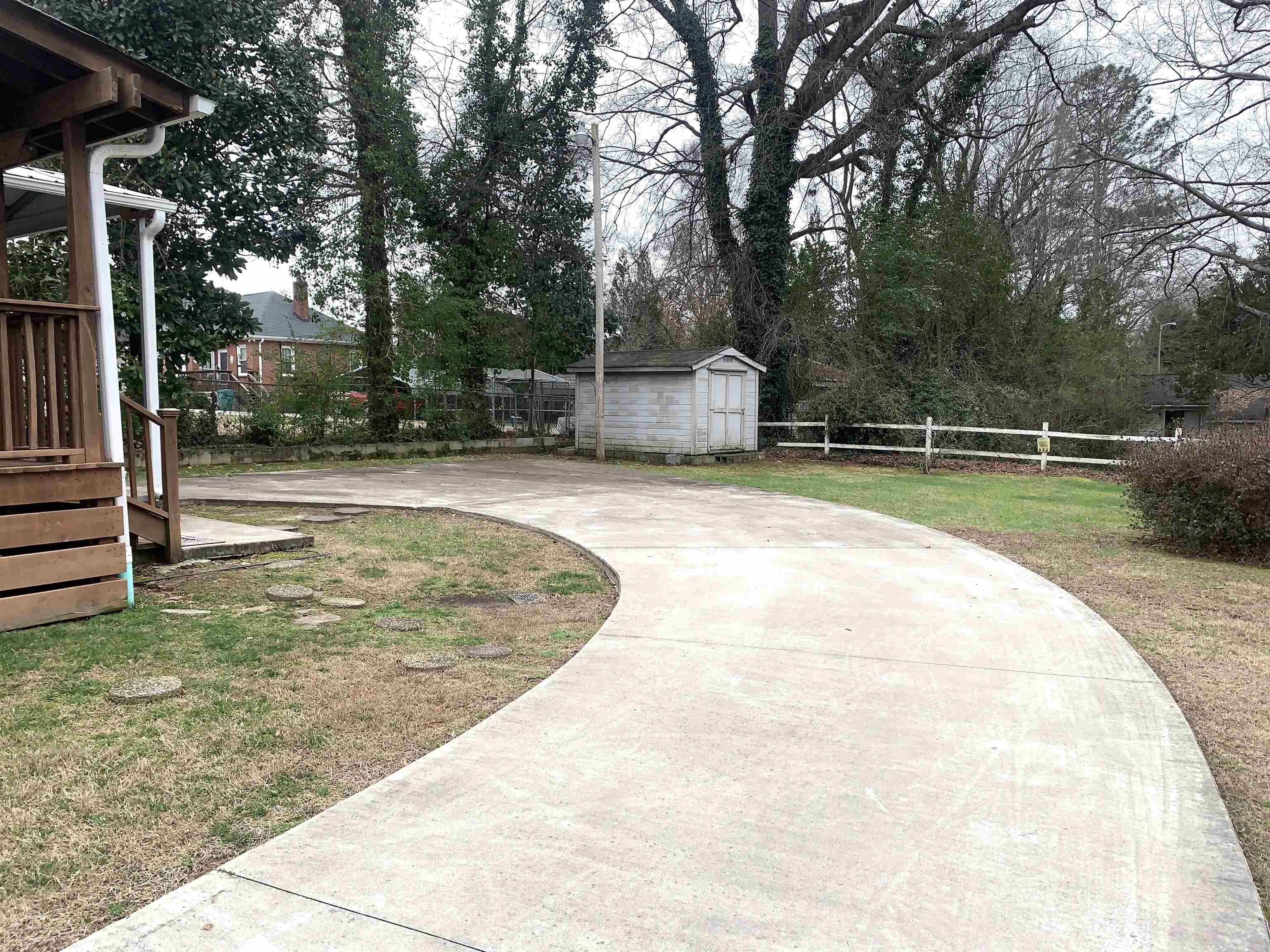 114 East Rutledge Avenue Gaffney, SC 29340 - Photo 5 of 32 Gallery Image 5