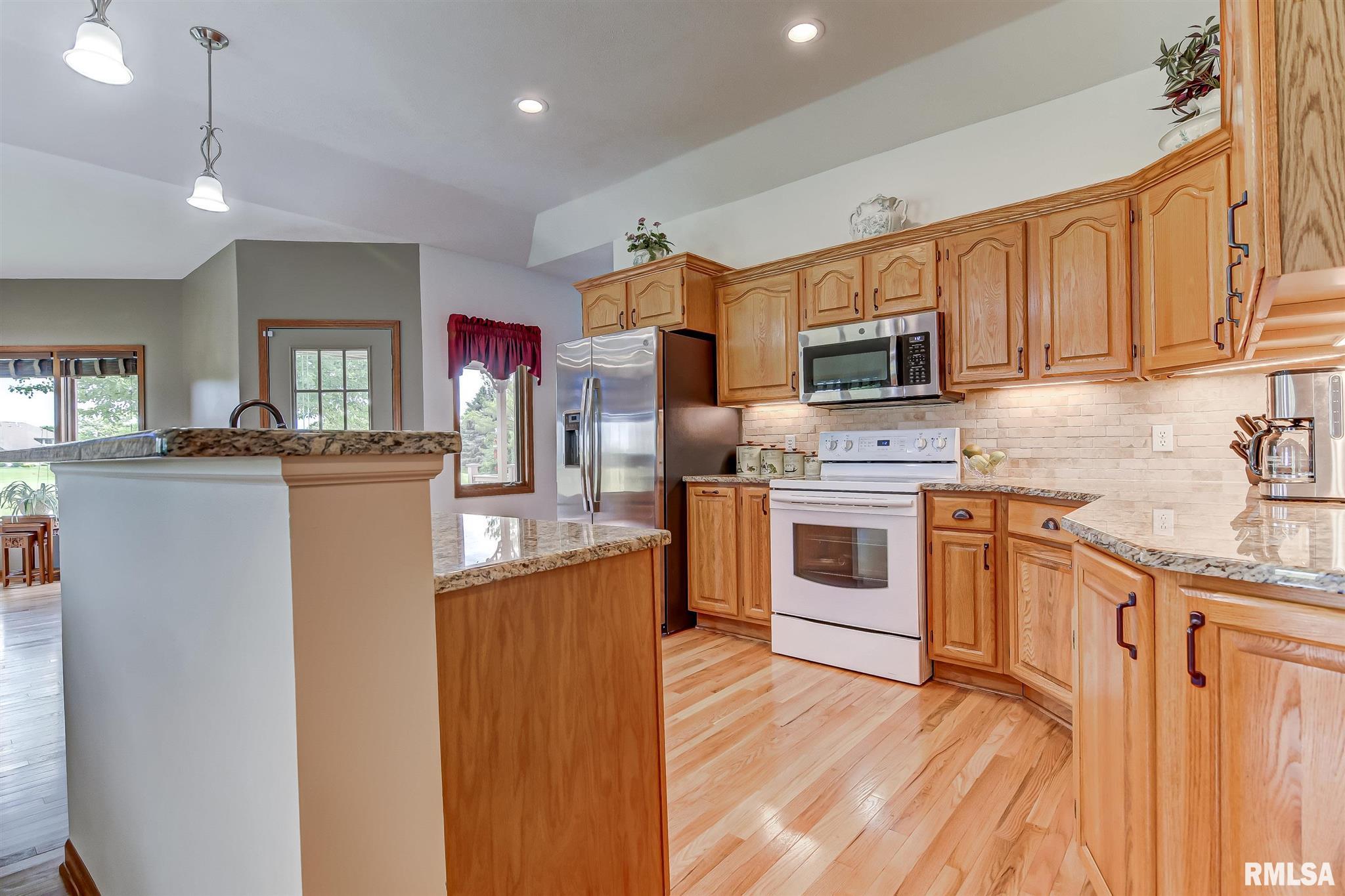 5008 Foxfire Court Springfield, IL 62711 - Photo 12 of 50