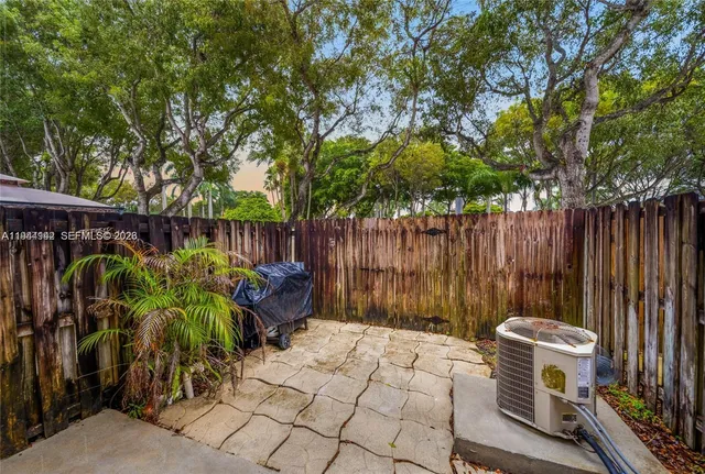 $340,000 | 14260 Southwest 121st Place, Unit 11, Miami, FL 33186