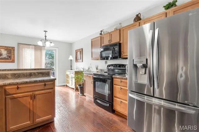 $290,000 | 210 Prominence Lane, Lake St. Louis, MO 63367