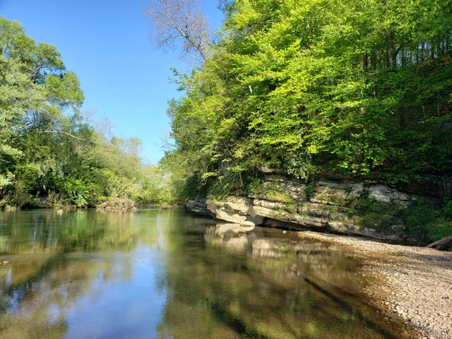 $327,700 | 570 Beasley Hollow Road, Linden, TN 37096