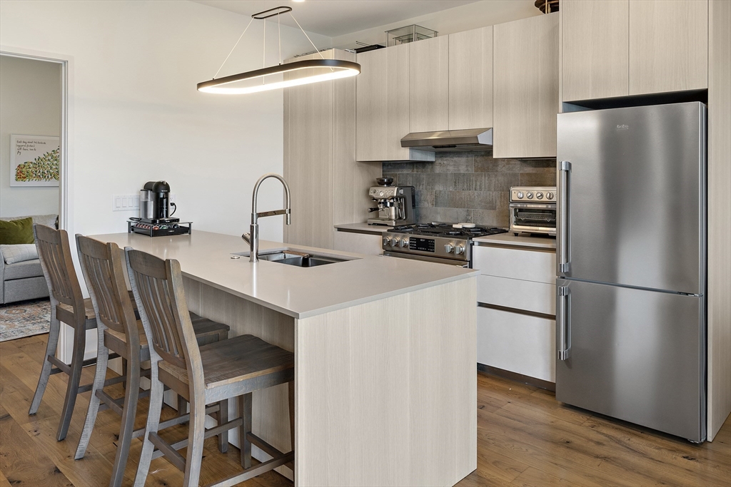 211 Condor Street, Unit 8 Boston, MA 02128 - Photo 6 of 17 Gallery Image 6