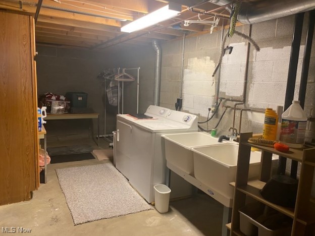603 South Raccoon Road, Unit 30 Youngstown, OH 44515 - Photo 30 of 36 Laundry in basement includes washer and dryer