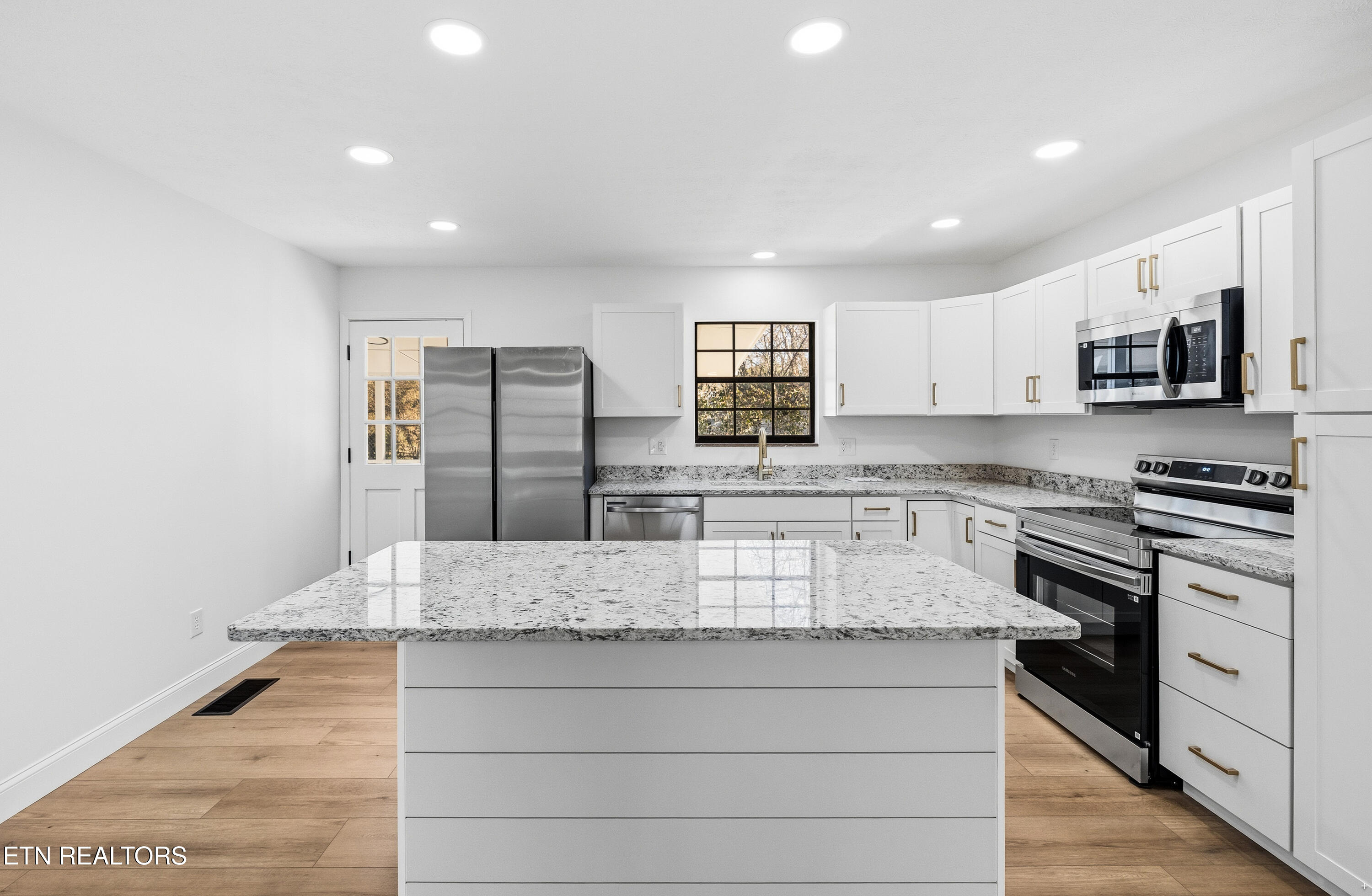 5910 Moore Road Knoxville, TN 37920 - Photo 8 of 22 Positive Perceptions-8