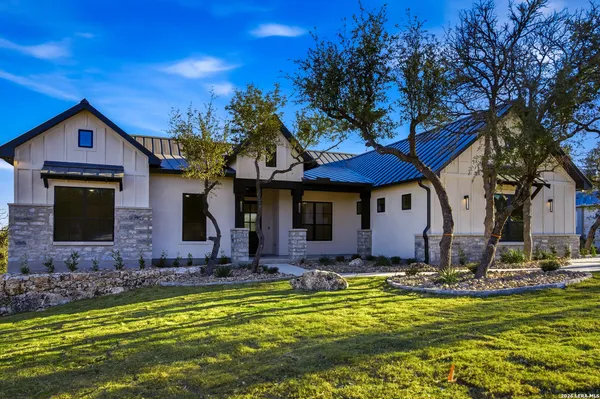 $995,000 | 34753 Carries Creek Drive, Bulverde, TX 78163
