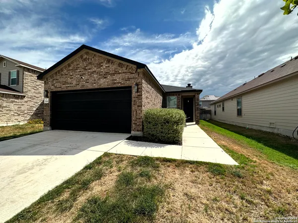 $1,795 | 7968 Broussard, San Antonio, TX 78253