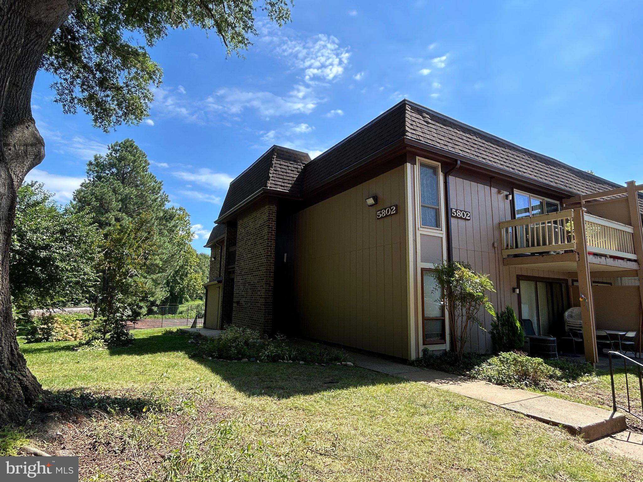 5802 Royal Ridge Drive, Unit B Springfield, VA 22152 - Photo 33 of 33 Building 5802