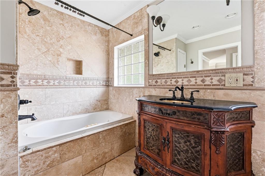 1846 Fernwood Road Northwest Atlanta, GA 30318 - Photo 14 of 25