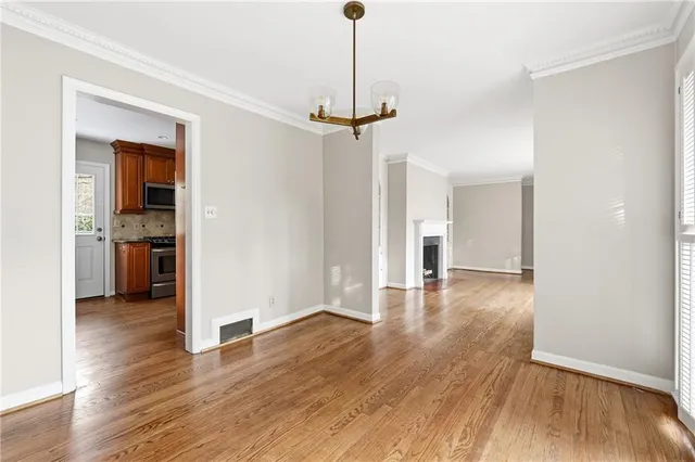 $4,000 | 1846 Fernwood Road Northwest, Atlanta, GA 30318