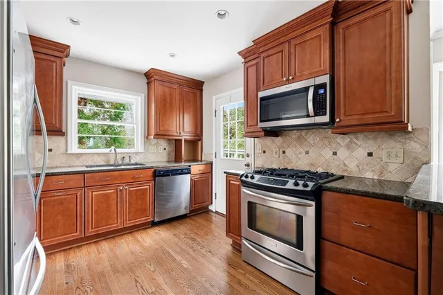 $4,000 | 1846 Fernwood Road Northwest, Atlanta, GA 30318