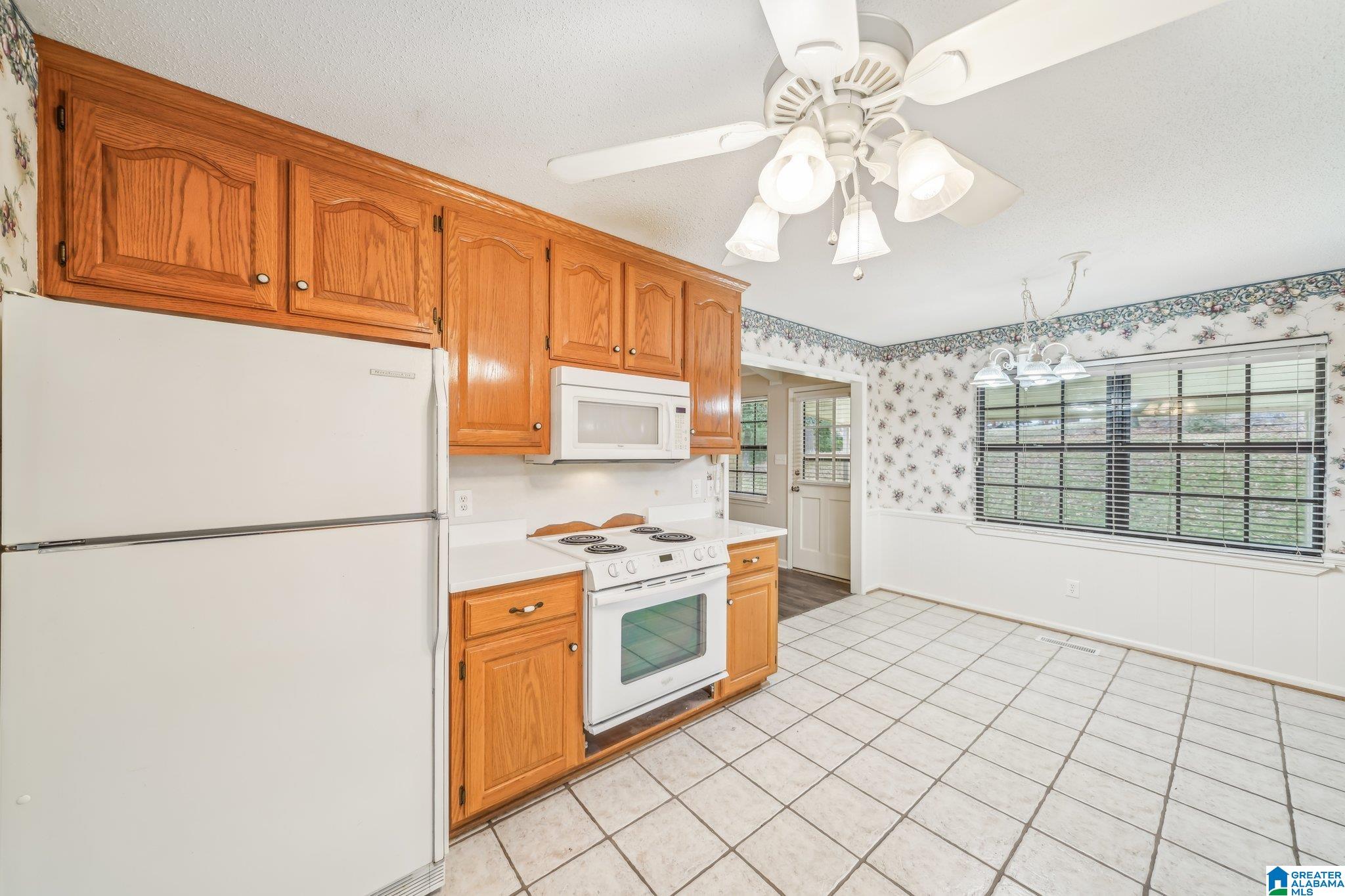 3025 Alan Shepard Drive Bessemer, AL 35023 - Photo 14 of 44