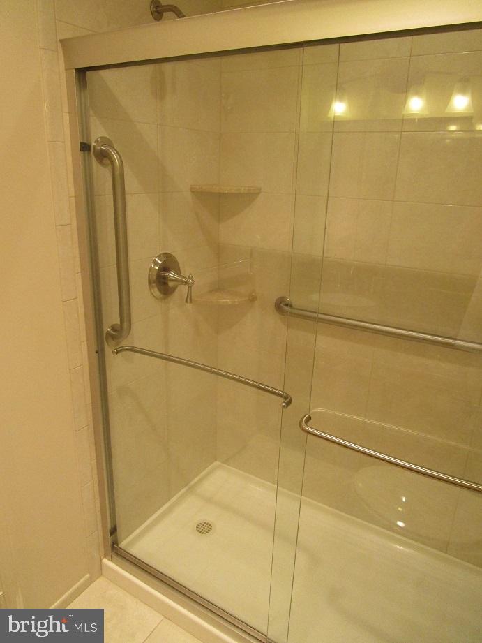 8960 Krewstown Road, Unit 320 Philadelphia, PA 19115 - Photo 16 of 20 Gallery Image 16