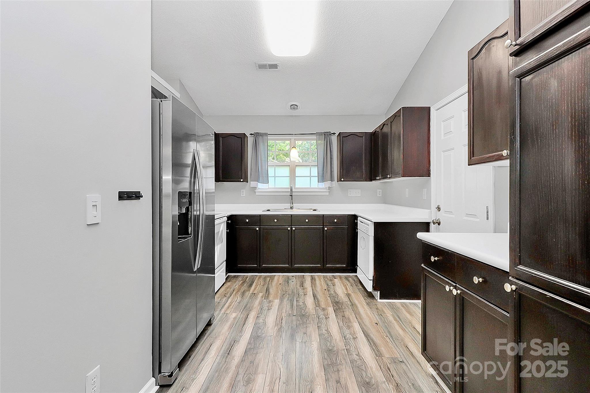 1922 Decatur Court Charlotte, NC 28213 - Photo 16 of 42 Gallery Image 16