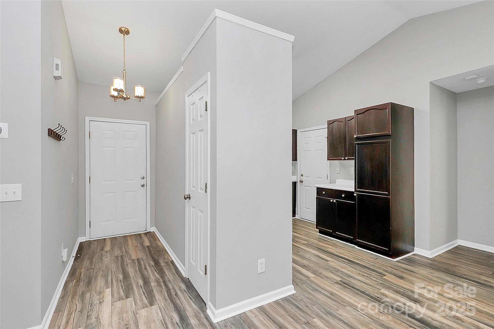 1922 Decatur Court Charlotte, NC 28213 - Photo 5 of 42 Gallery Image 5