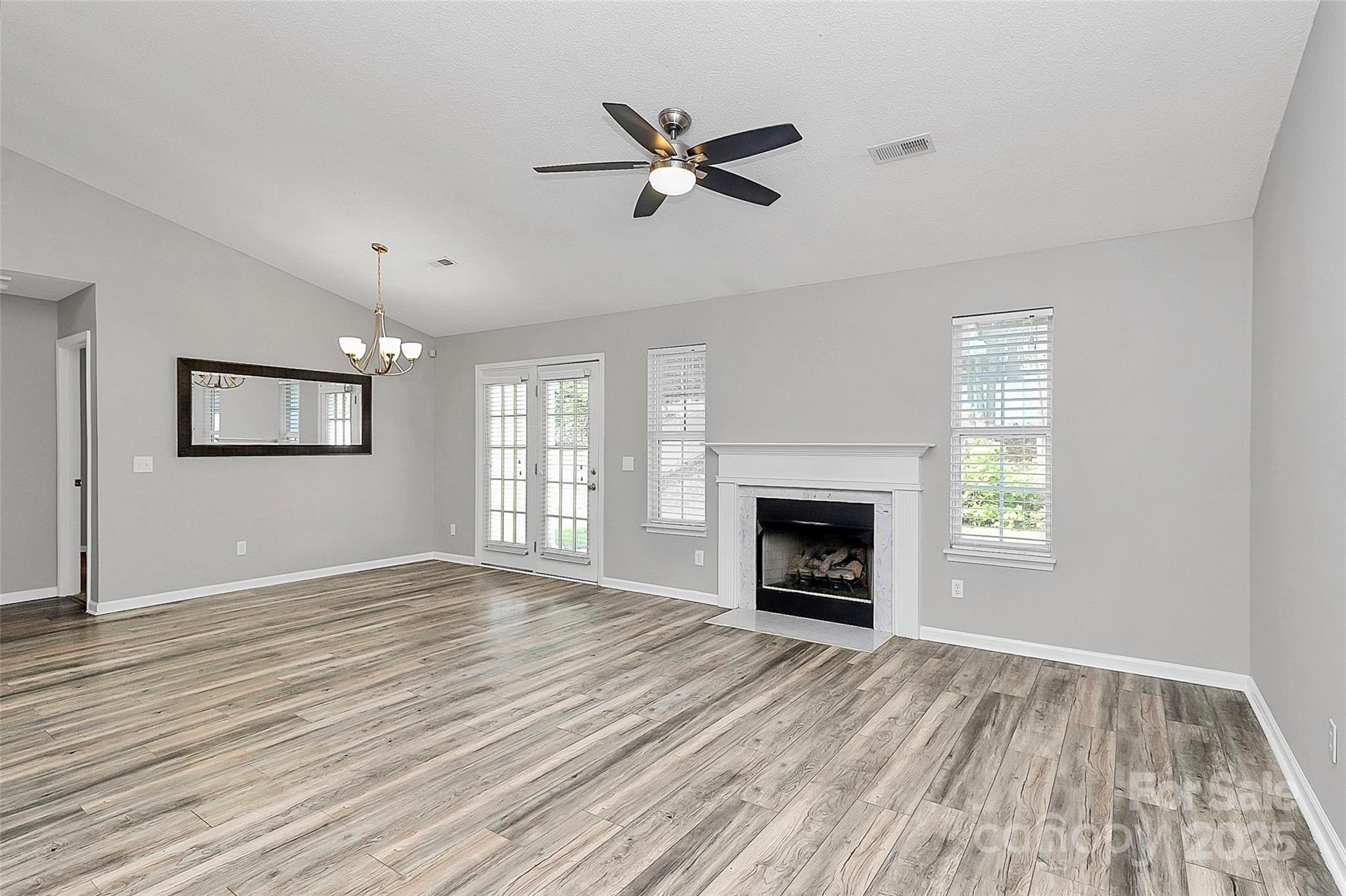 1922 Decatur Court Charlotte, NC 28213 - Photo 9 of 42 Gallery Image 9