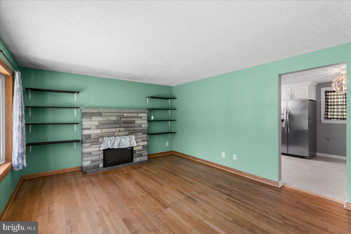 13816 White Oak Ridge Hancock, MD 21750 - Photo 2 of 37