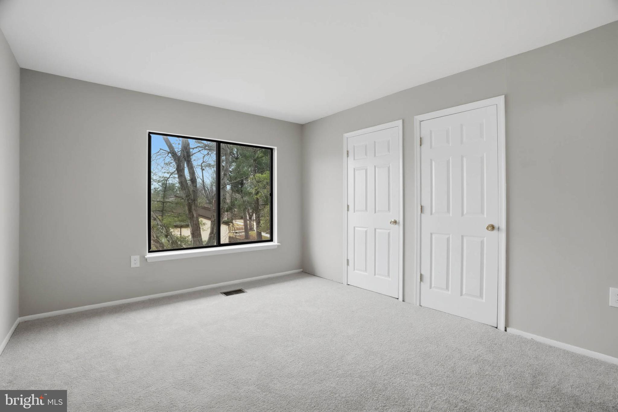 10943 Trotting Ridge Way, Unit 2 Columbia, MD 21044 - Photo 13 of 31 Upper bedroom 2 w/ attched bath