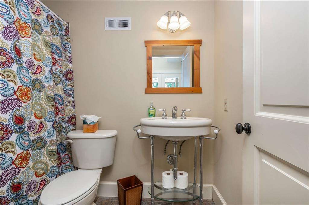 360 Kent Road Roswell, GA 30075 - Photo 63 of 100