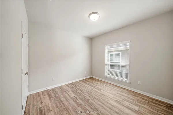 $2,500 | 2018 Brisbane Way, Bryan, TX 77807