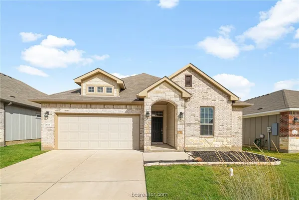 $2,500 | 2018 Brisbane Way, Bryan, TX 77807