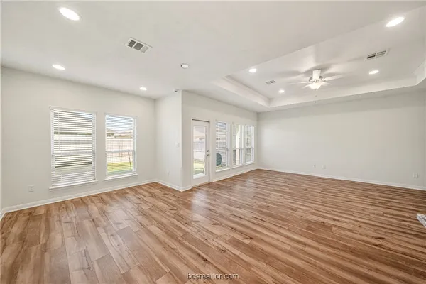 $2,500 | 2018 Brisbane Way, Bryan, TX 77807