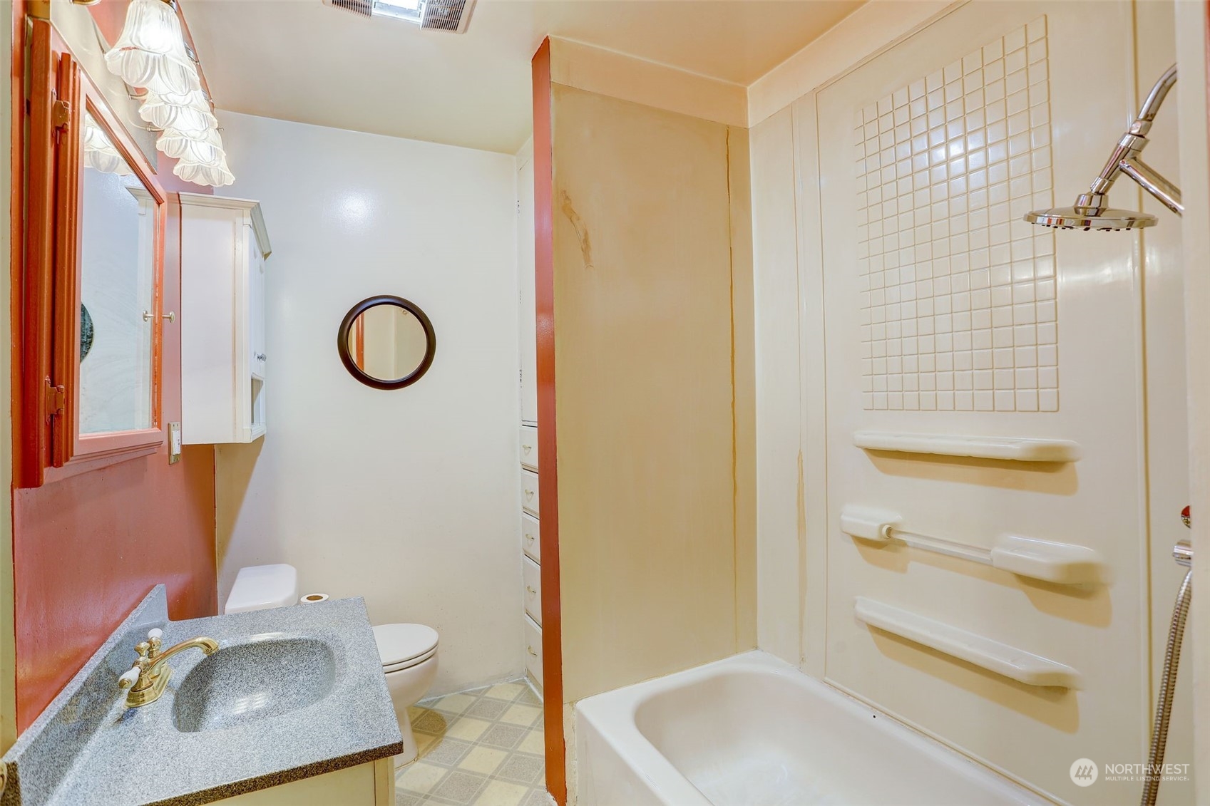 3551 South Bennett Street Seattle, WA 98118 - Photo 17 of 40