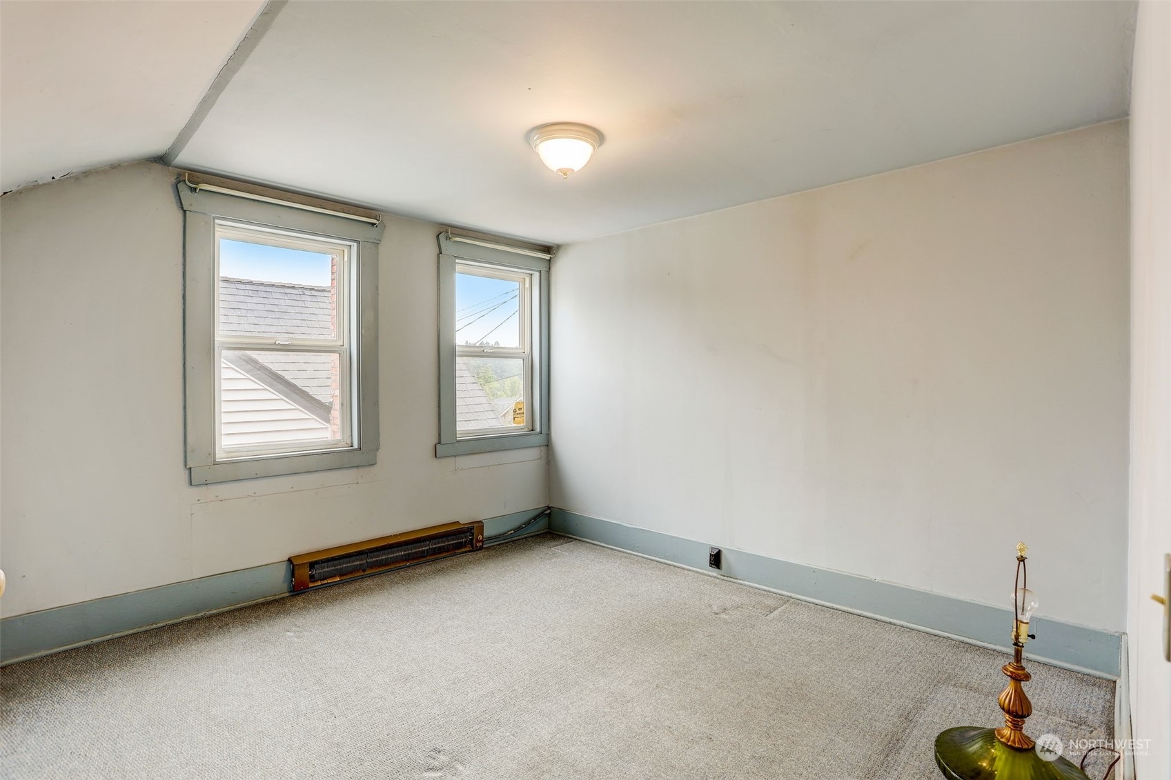 3551 South Bennett Street Seattle, WA 98118 - Photo 18 of 40