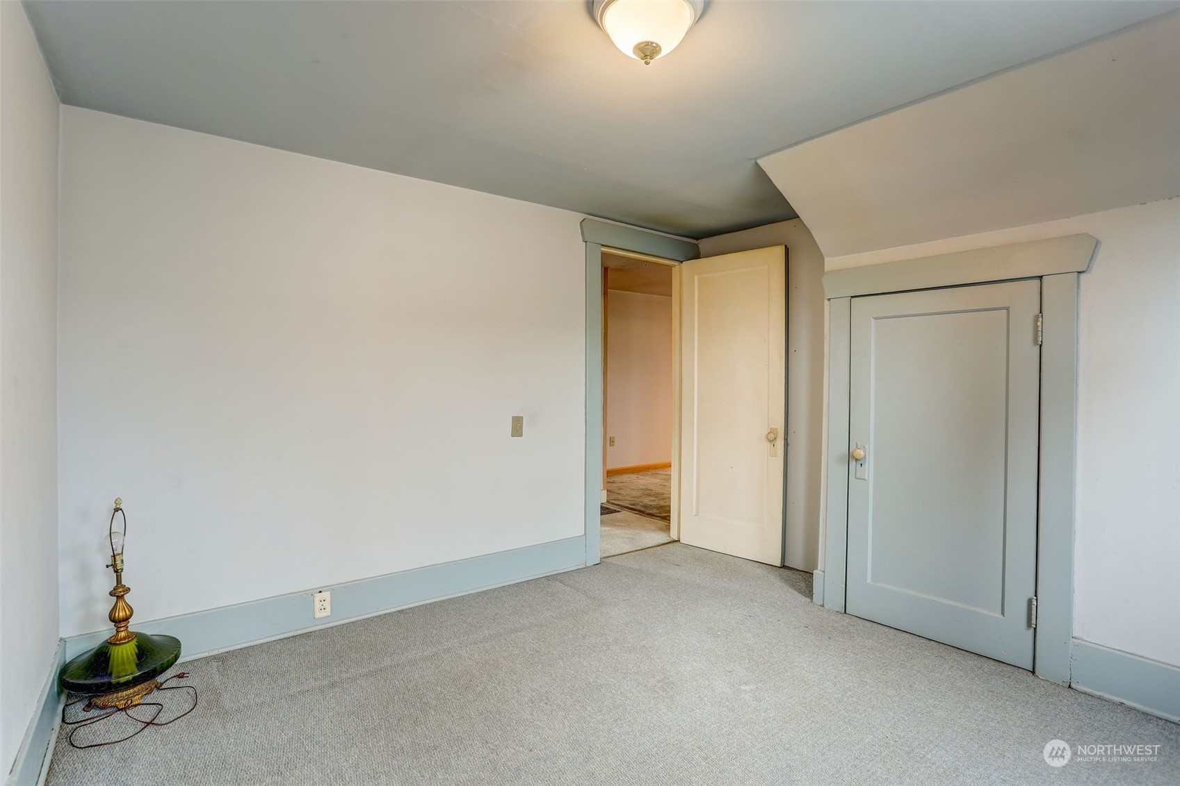 3551 South Bennett Street Seattle, WA 98118 - Photo 19 of 40