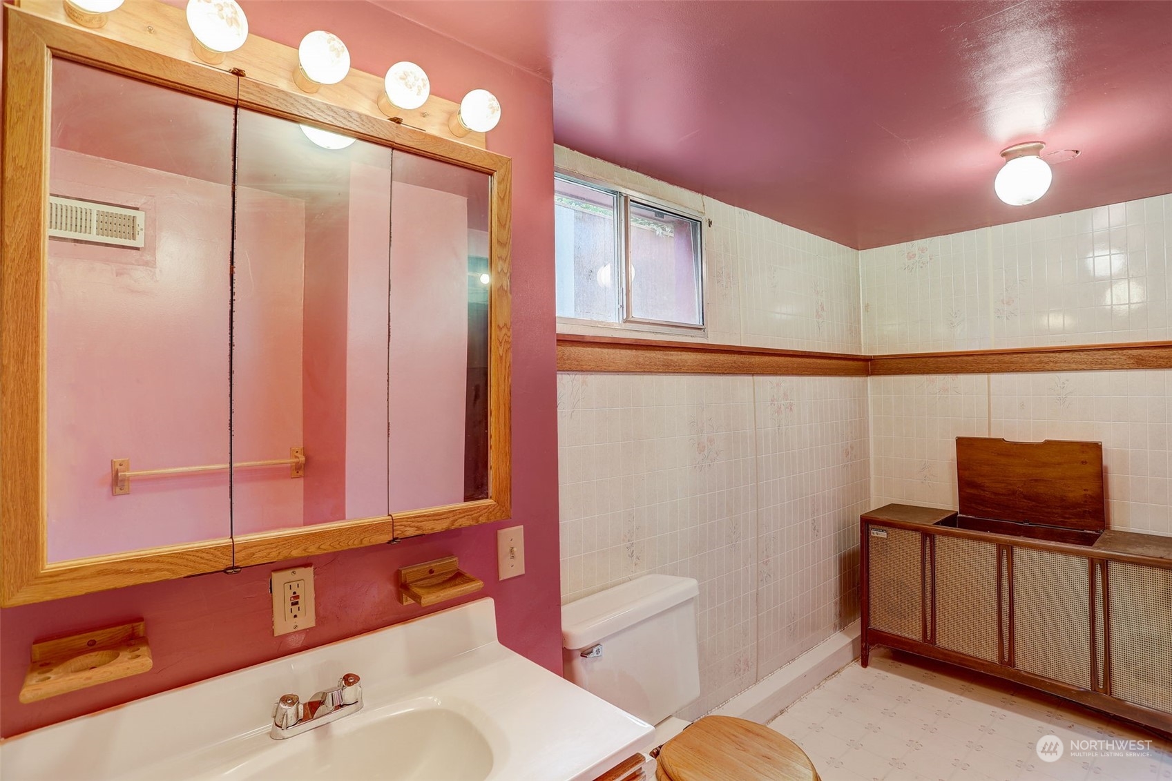 3551 South Bennett Street Seattle, WA 98118 - Photo 32 of 40