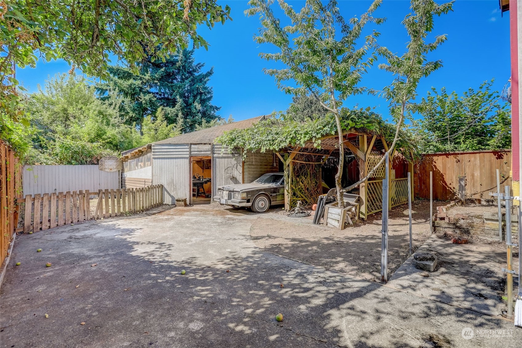 3551 South Bennett Street Seattle, WA 98118 - Photo 34 of 40