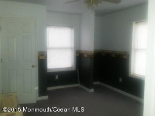759 West Quillytown Road Carneys Point, NJ 08069 - Photo 9 of 11 2015-02-09 15