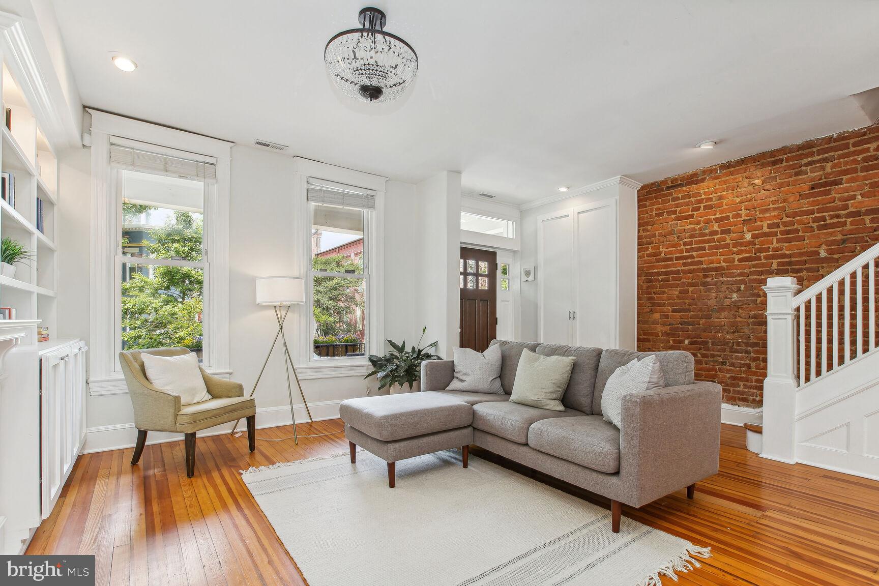 907 11th Street Northeast Washington, DC 20002 - Photo 8 of 43