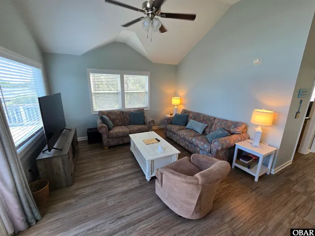 $635,000 | 745 West Grackle Court, Unit 12, Corolla, NC 27927