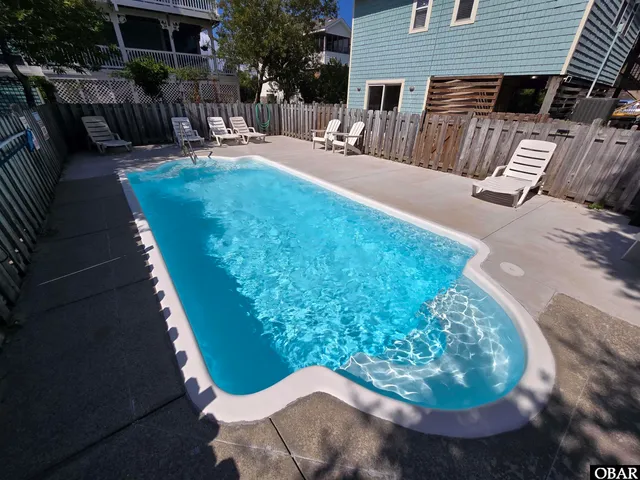 $635,000 | 745 West Grackle Court, Unit 12, Corolla, NC 27927