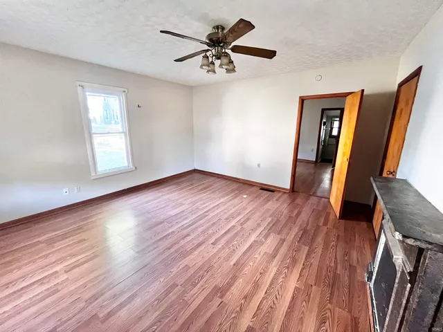 $80,000 | 106 Northeast 10th Street, Washington, IN 47501