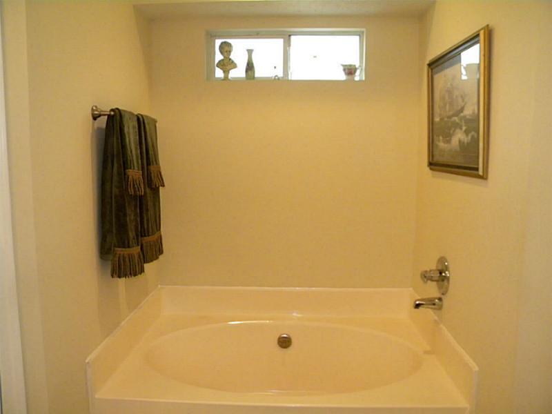 1805 Kings Row Slidell, LA 70461 - Photo 11 of 15 Gallery Image 11