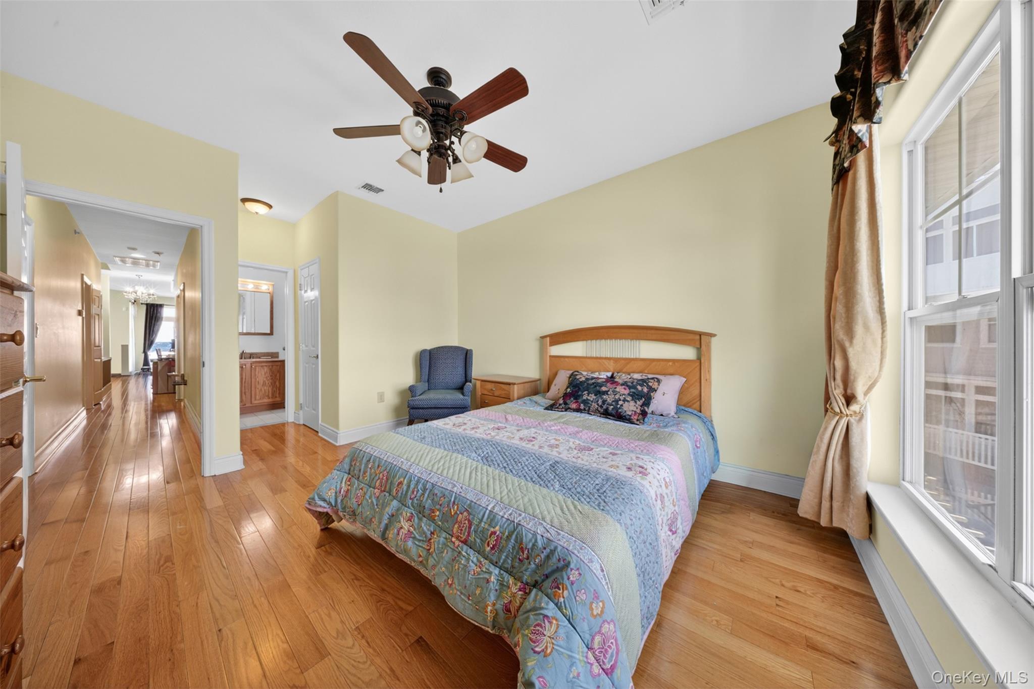 7110 Beach Front Road Queens, NY 11692 - Photo 10 of 22