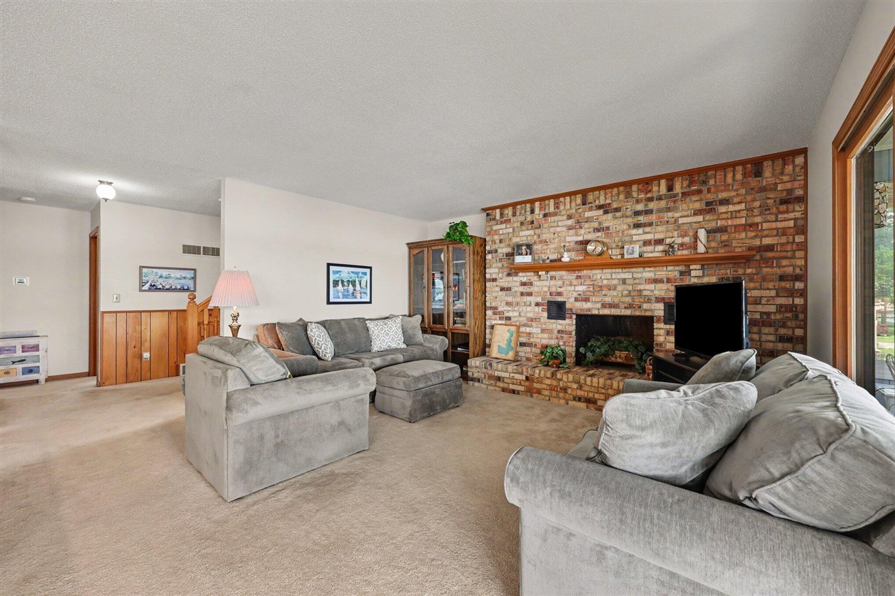 8820 Cherry Point Road Manitou Beach, MI 49253 - Photo 2 of 35