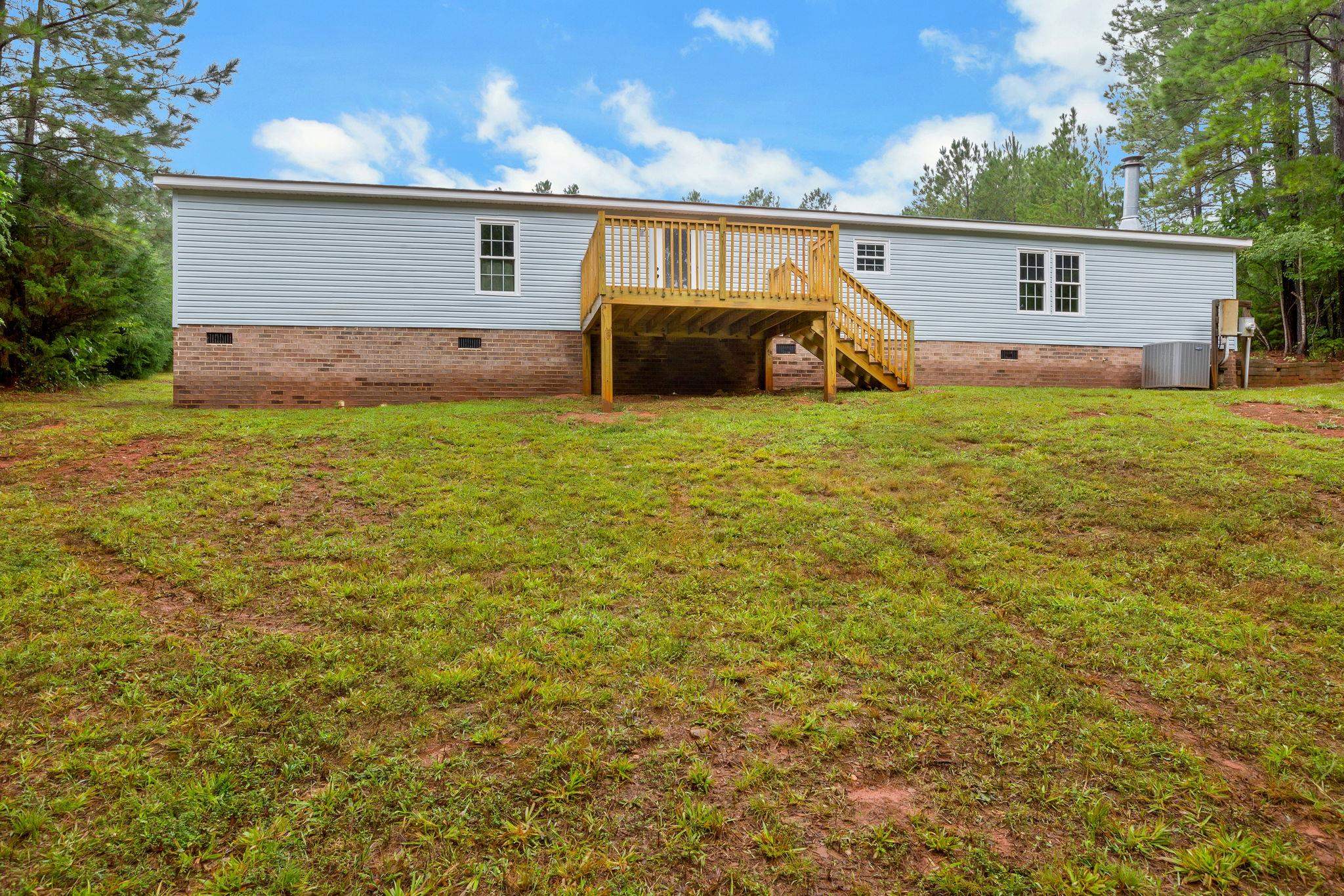 133 Sioux Road Gaffney, SC 29341 - Photo 4 of 36