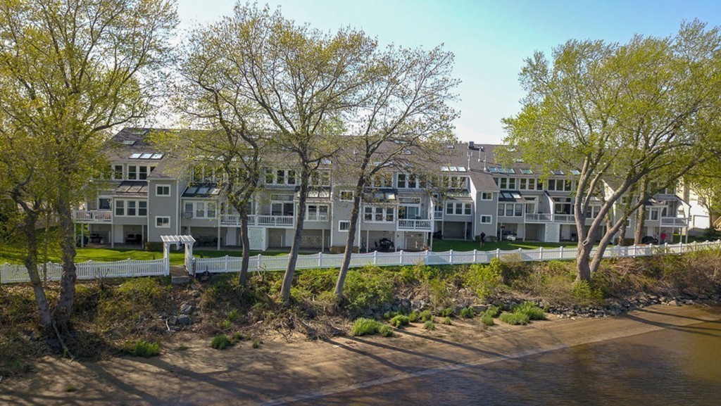 637 Riverside Avenue, Unit 14 Haverhill, MA 01830 - Photo 14 of 15 Gallery Image 14