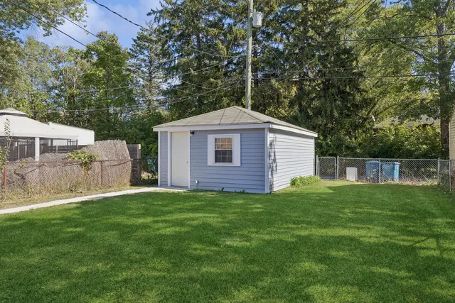 $170,000 | 14455 Des Plaines Street, Harvey, IL 60426