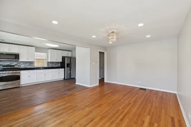 $170,000 | 14455 Des Plaines Street, Harvey, IL 60426