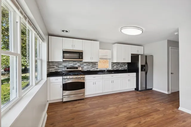 $170,000 | 14455 Des Plaines Street, Harvey, IL 60426