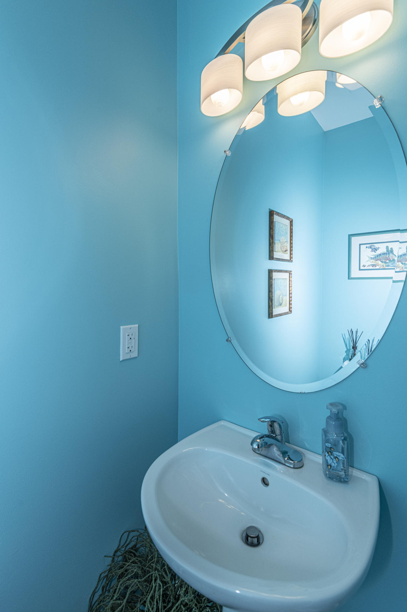 4041 Conant Road Mount Pleasant, SC 29466 - Photo 12 of 58 Half bath first floor