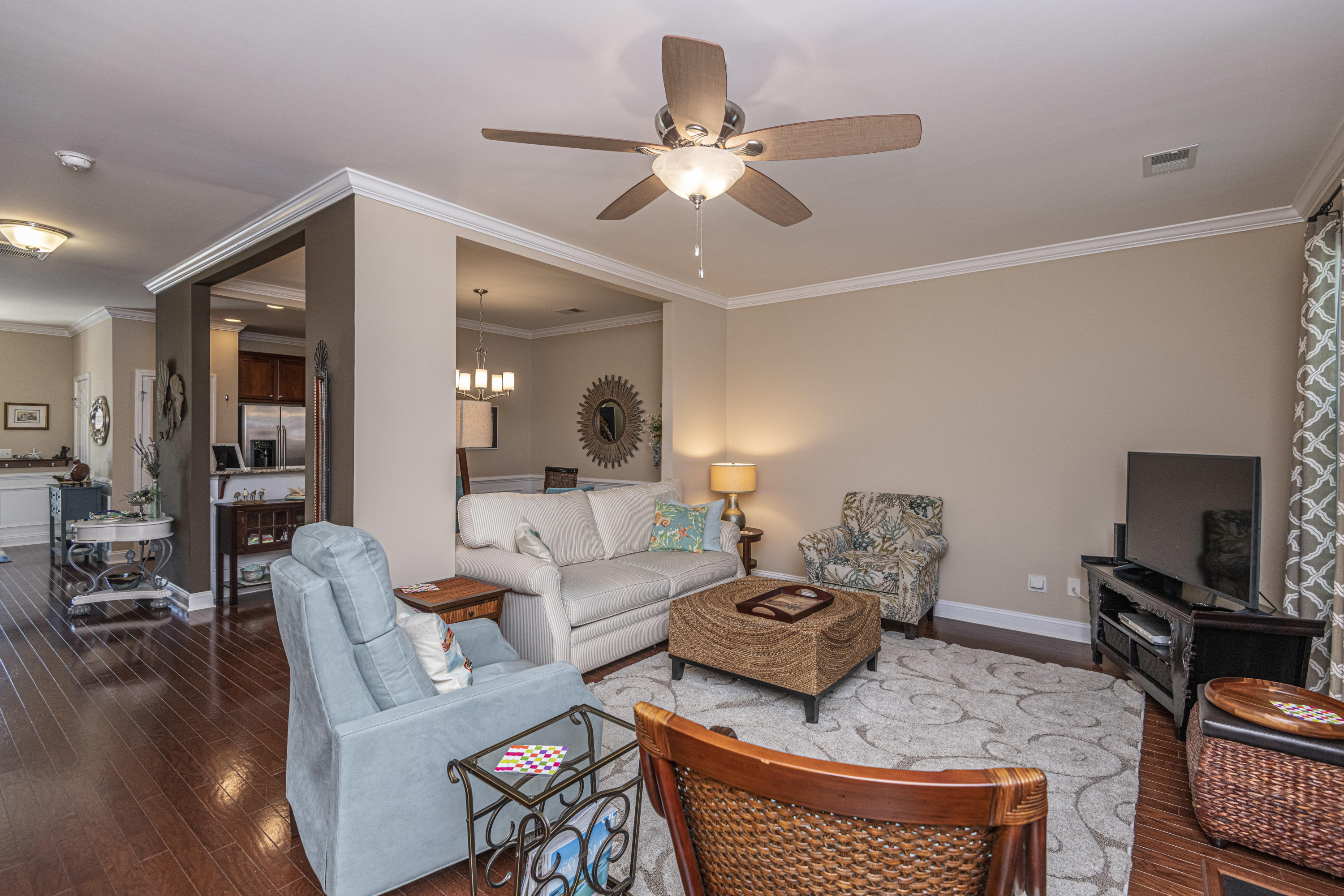 4041 Conant Road Mount Pleasant, SC 29466 - Photo 13 of 58 Living room