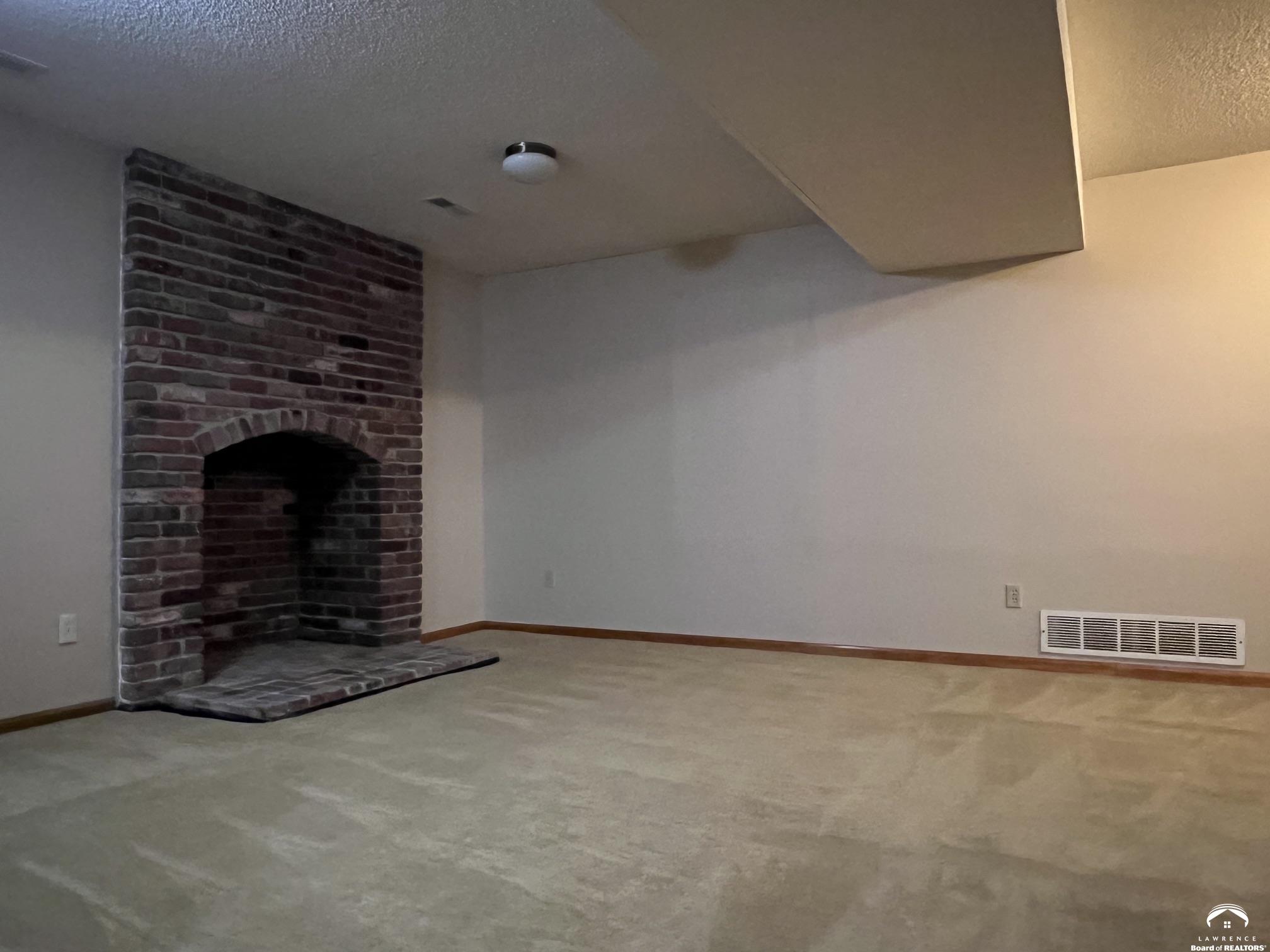3607 Boulder Court Lawrence, KS 66049 - Photo 45 of 72