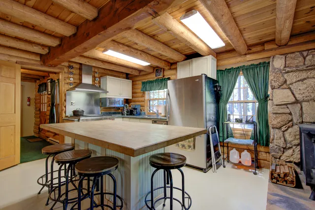 $359,275 | 27401 Goodman Road, Fall River Mills, CA 96028