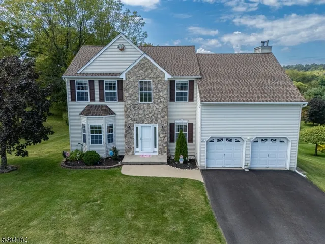 $549,900 | 21 Olde Forge, Oxford, NJ 07863