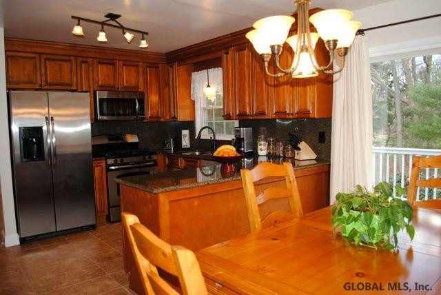 43 Eberle Road Colonie, NY 12110 - Photo 8 of 22 Photo 8